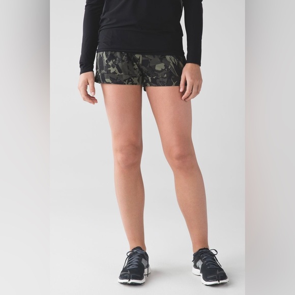 Lululemon Spring Break Away Short II - Picture 3 of 9